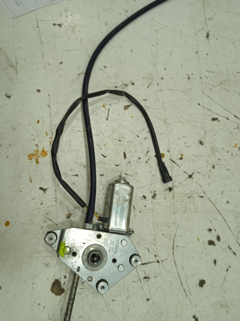 Motor limpia delantero iveco eurocargo (05.2003) fg   75 e larga distancia