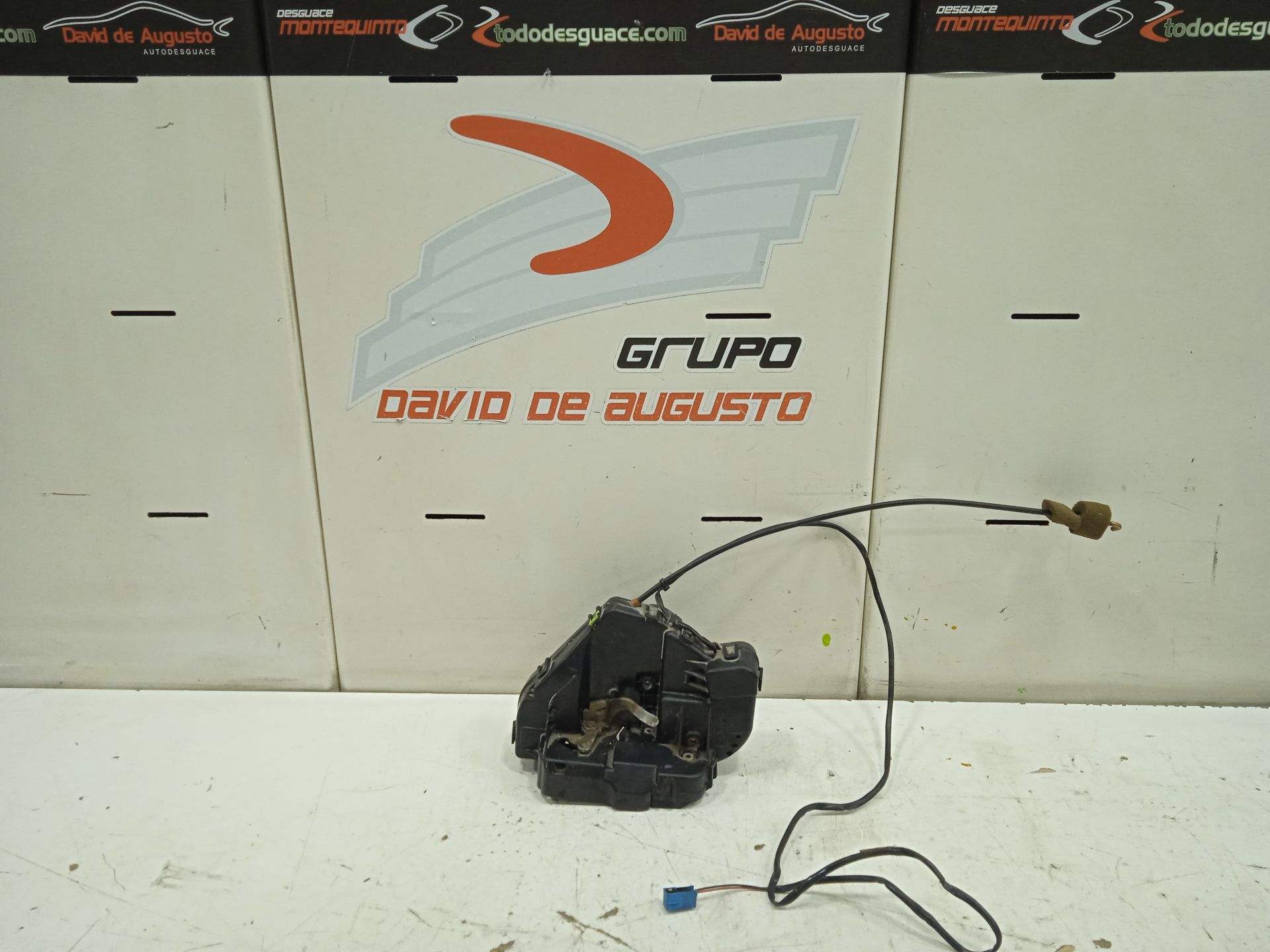 Cerradura puerta trasera derecha mercedes-benz clase c (bm 203) berlina 270 cdi (203.016)