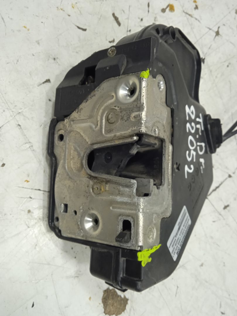 Cerradura puerta trasera derecha mercedes-benz clase c (bm 203) berlina 270 cdi (203.016)