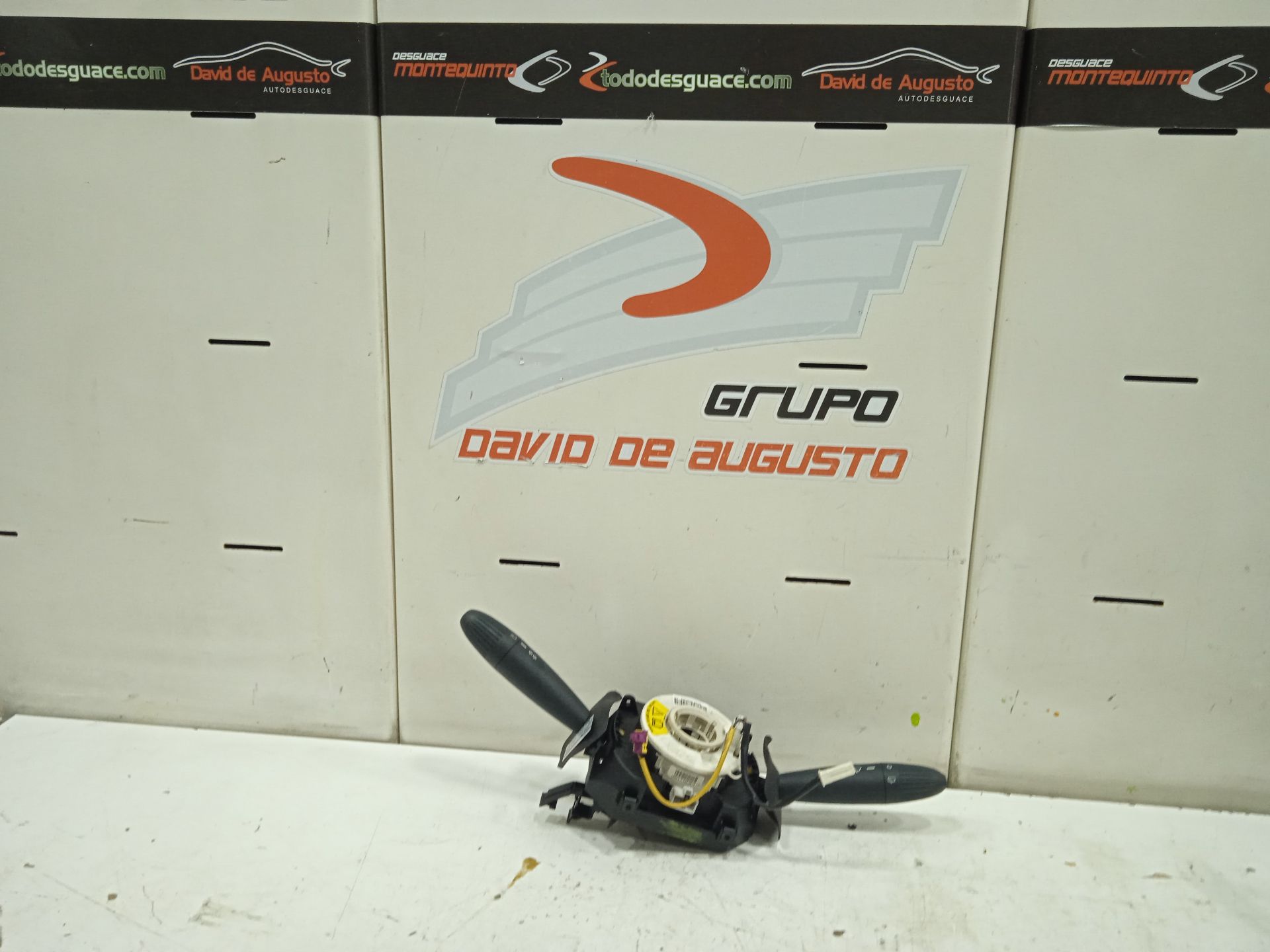 No identificado ford ka (ccu) titanium+