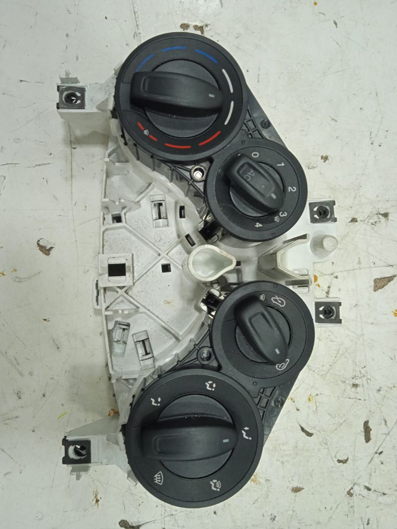 Mando calefaccion / aire acondicionado ford ka (ccu) titanium+