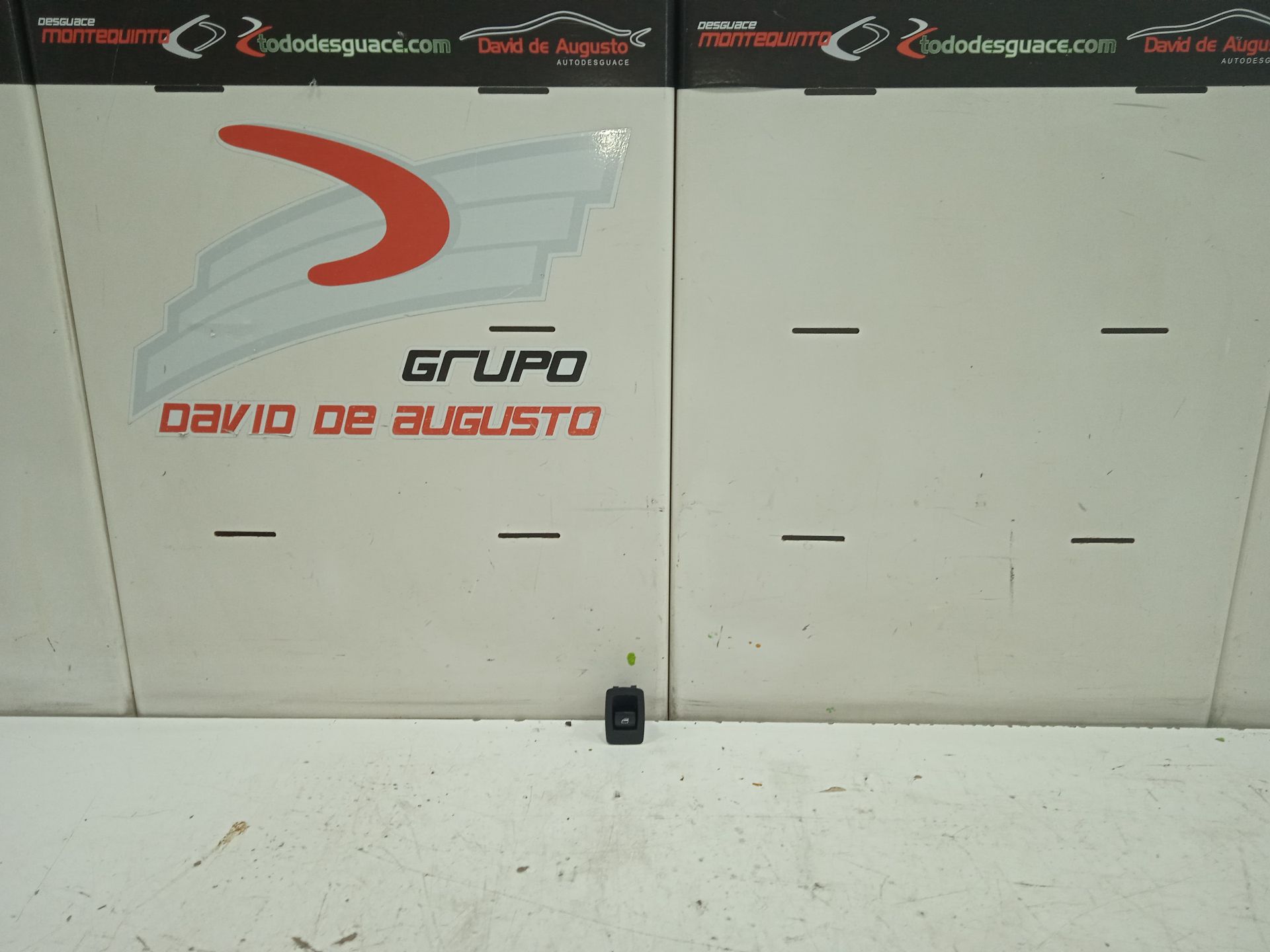 Mando elevalunas delantero derecho bmw serie 3 touring (e91) 318d