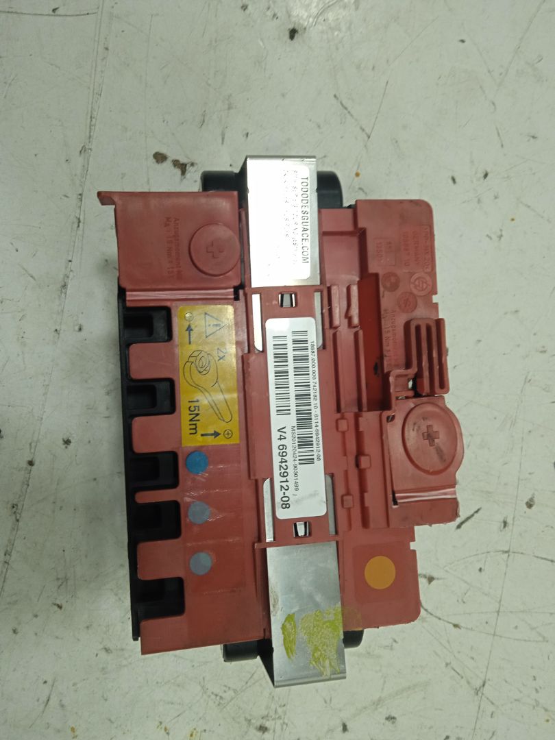 Caja reles / fusibles bmw serie 3 touring (e91) 318d