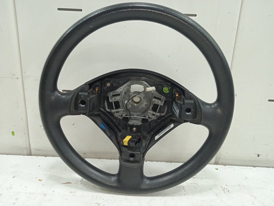Volante peugeot 307 berlina (s2) xs +