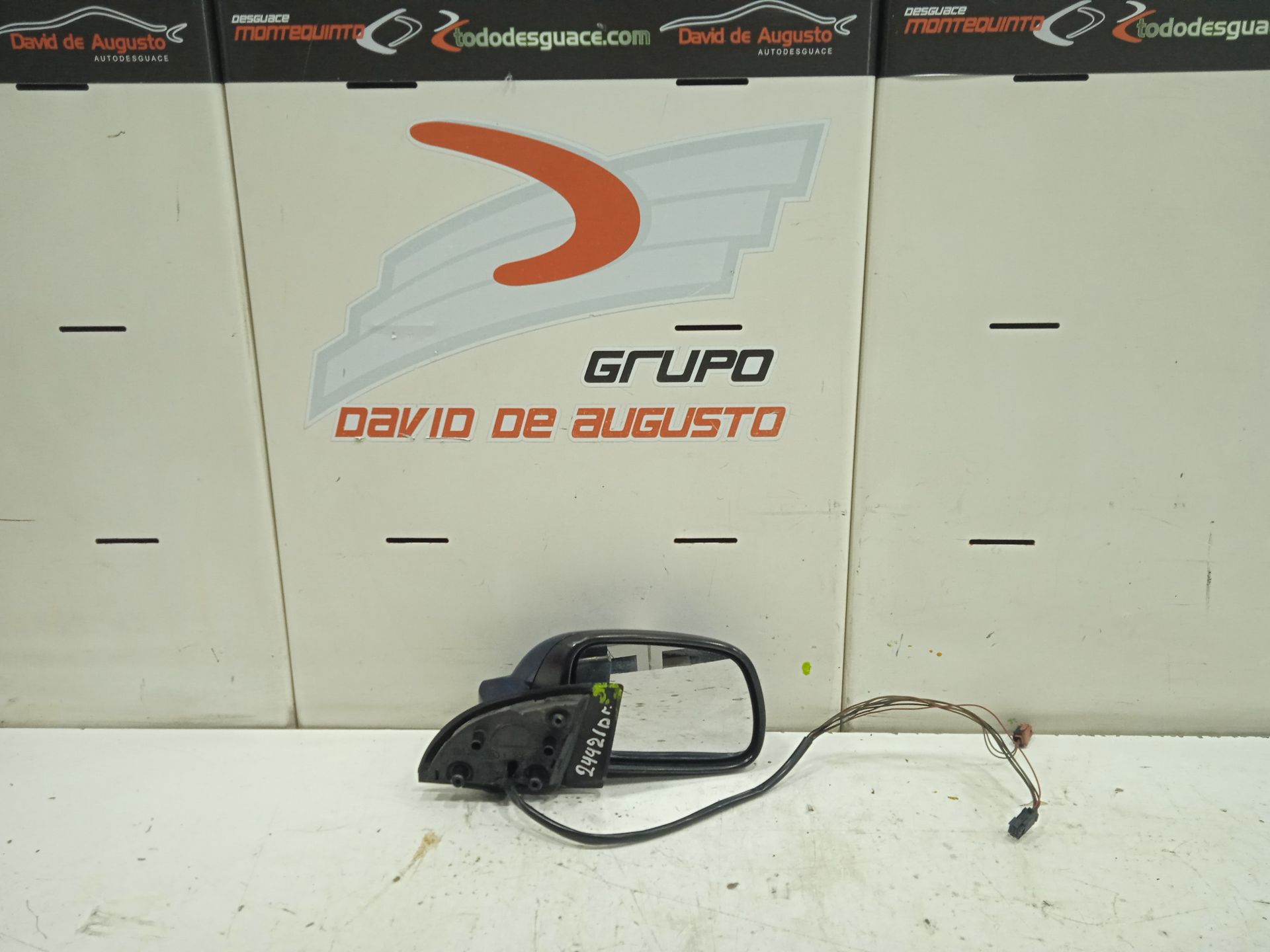 Retrovisor derecho peugeot 307 berlina (s2) xs +