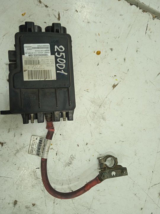 Modulo electronico renault  no identificado