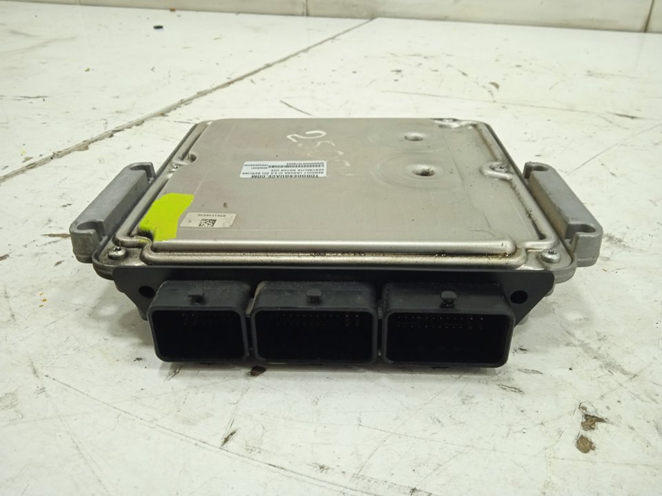 Centralita motor uce renault  no identificado