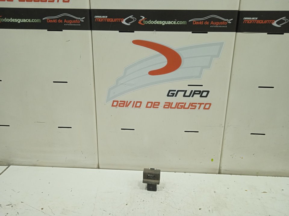Caja precalentamiento renault  no identificado