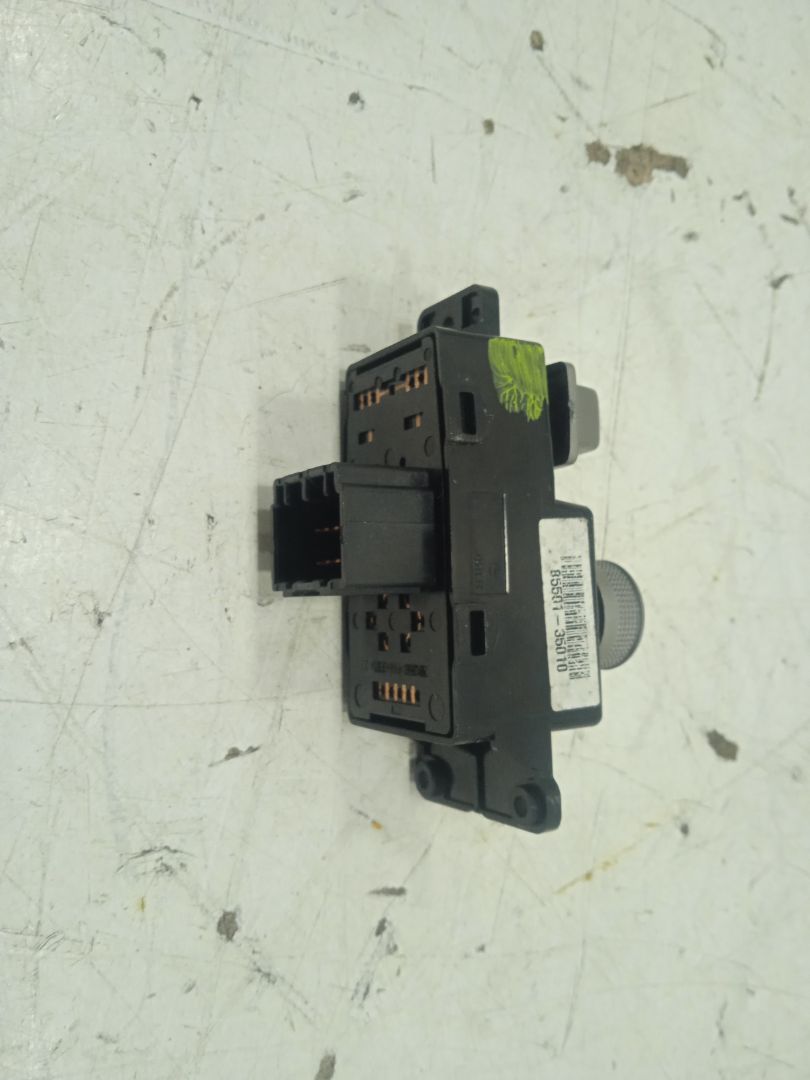 Mando retrovisor   no identificado