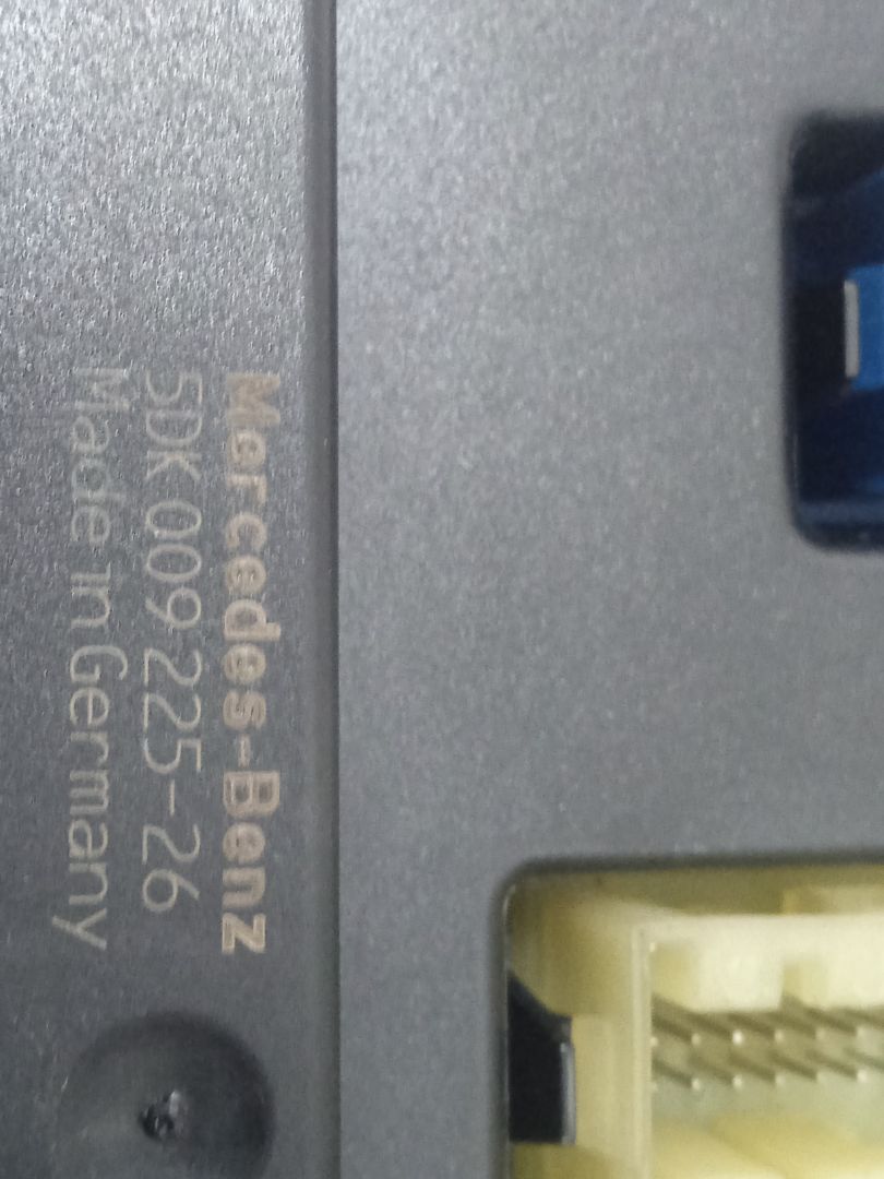 Fusible mercedes-benz clase c (bm 204) berlina c 220 cdi (204.008)