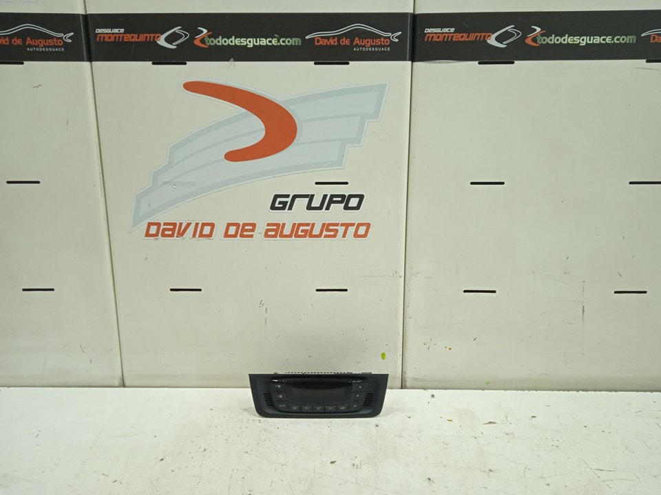 Mando climatizador renault rapid express (f40) 