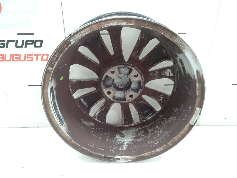 Llanta citroen c4 picasso exclusive