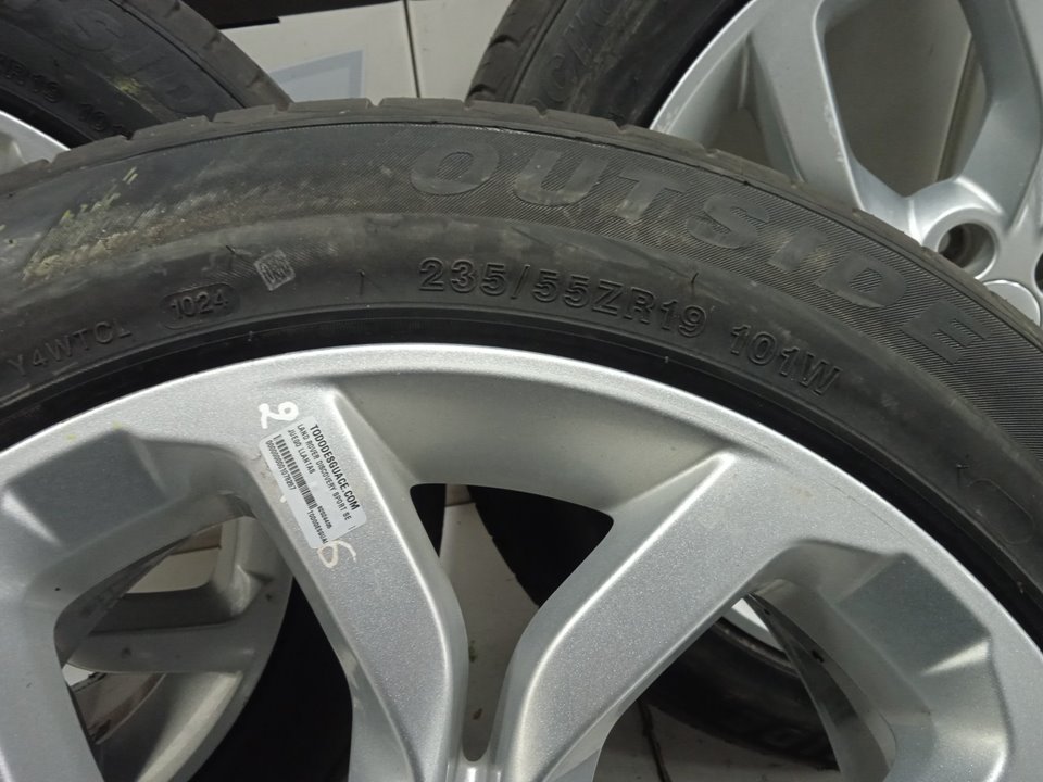 Juego llantas land rover discovery sport se