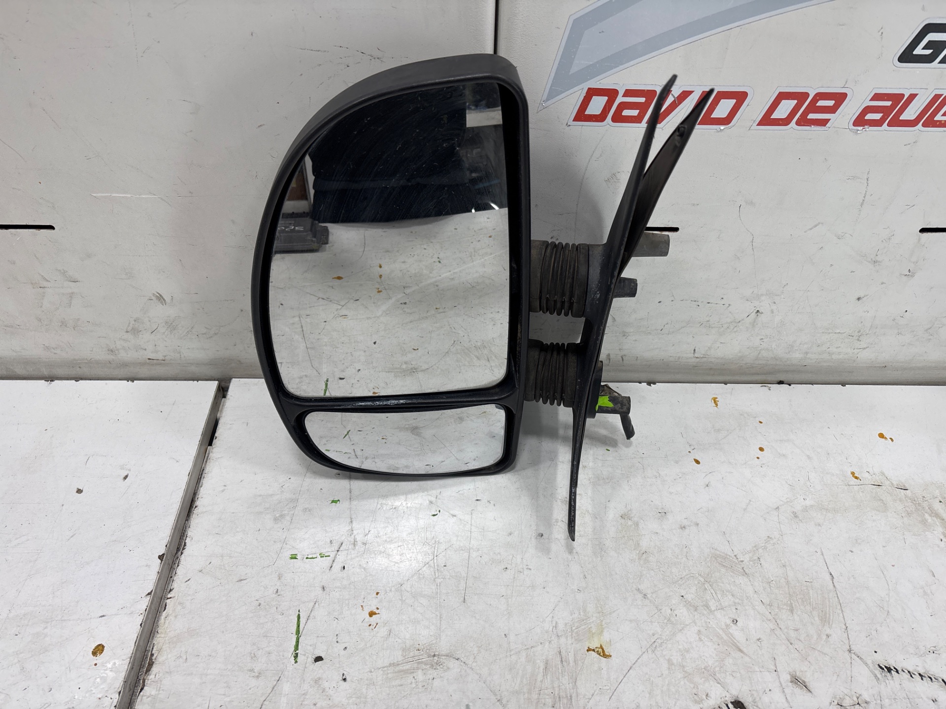 Retrovisor izquierdo 330 m  td   (1400)