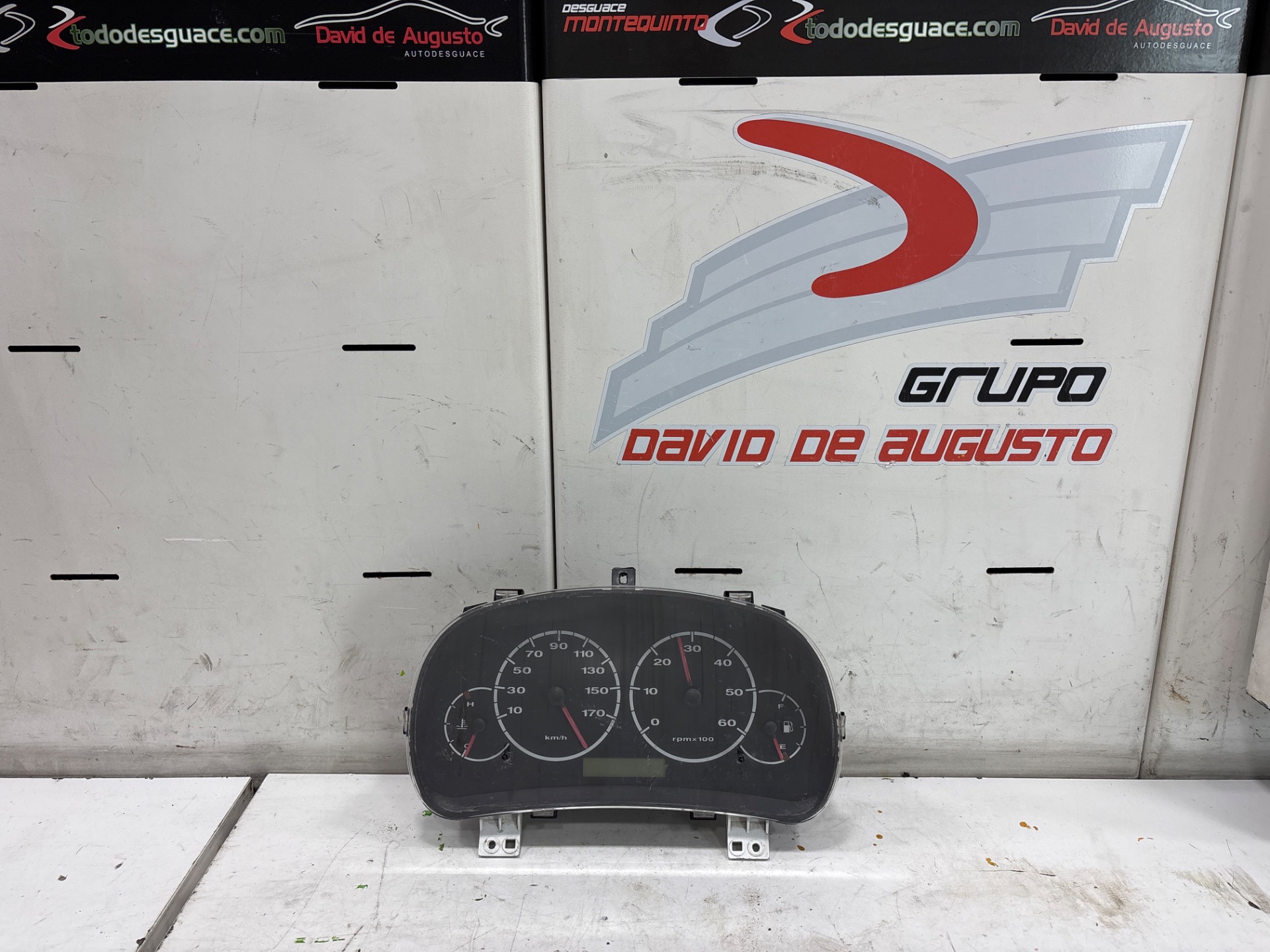 Cuadro instrumentos 330 m  td   (1400)
