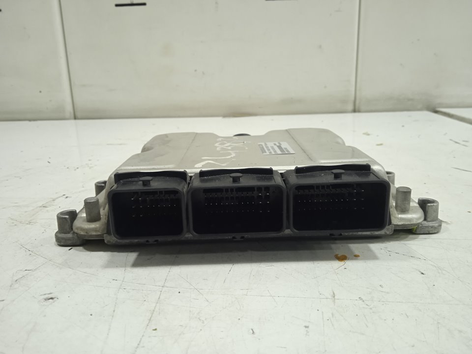 Centralita motor uce caja cerrada techo maxi  l2