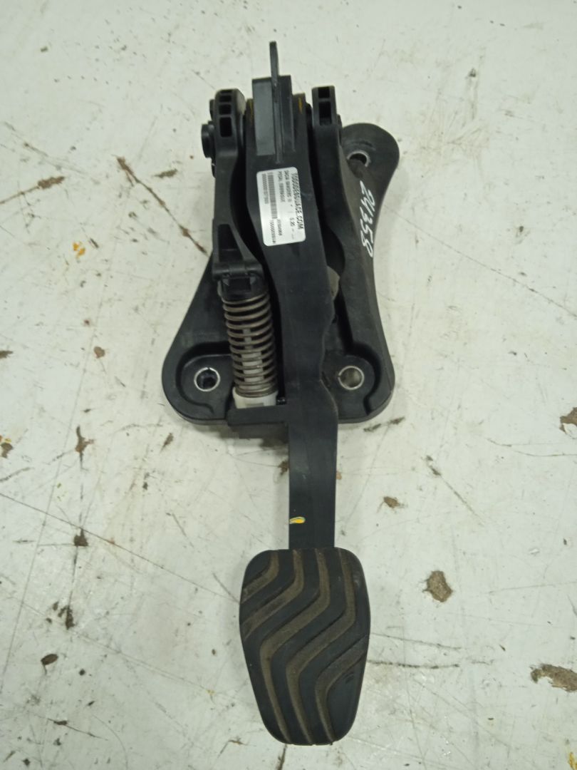 Pedal embrague dacia sandero iii 