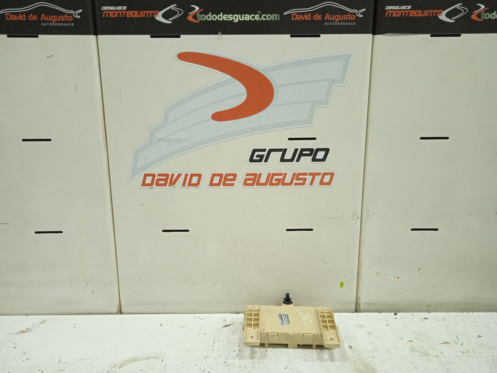Caja reles / fusibles lexus rx (mcugsumhu3) 400h