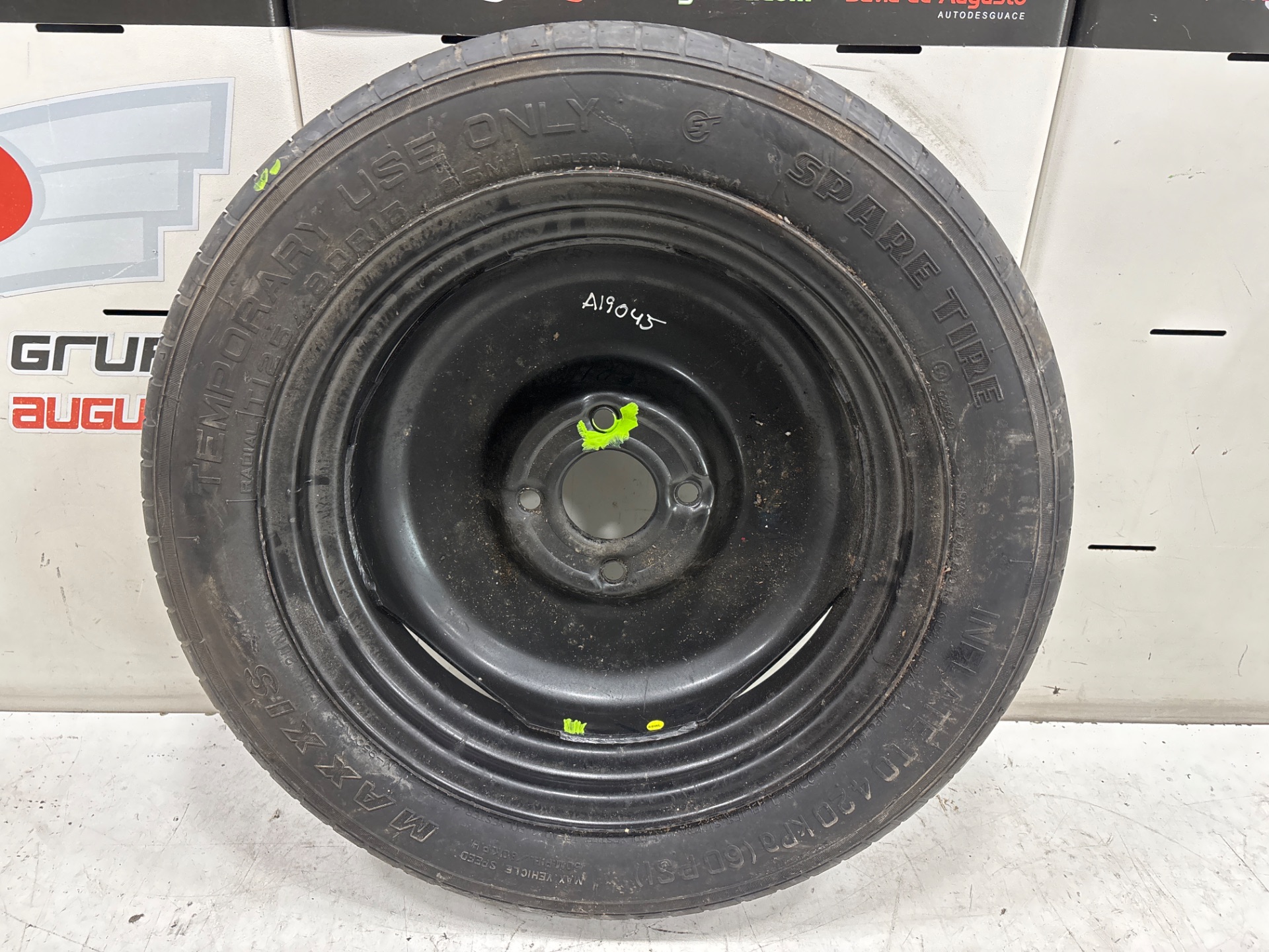 Rueda de repuesto citroen ds3 base