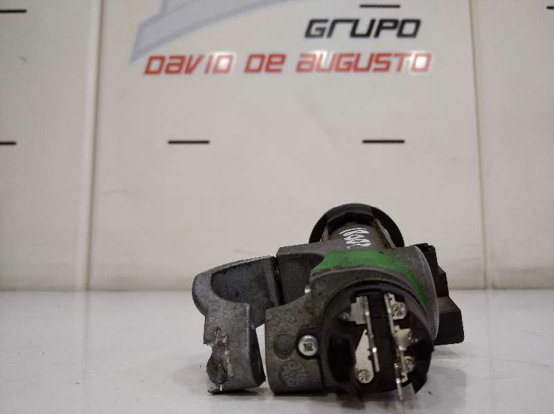 Antirrobo / llave contacto nissan  no identificado