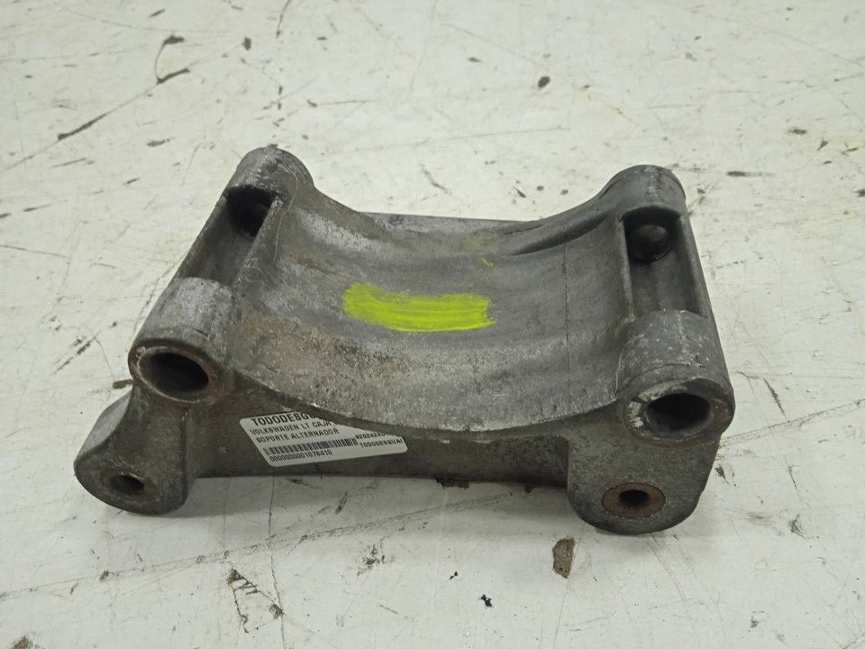 Soporte alternador lt  46  caja cerrada