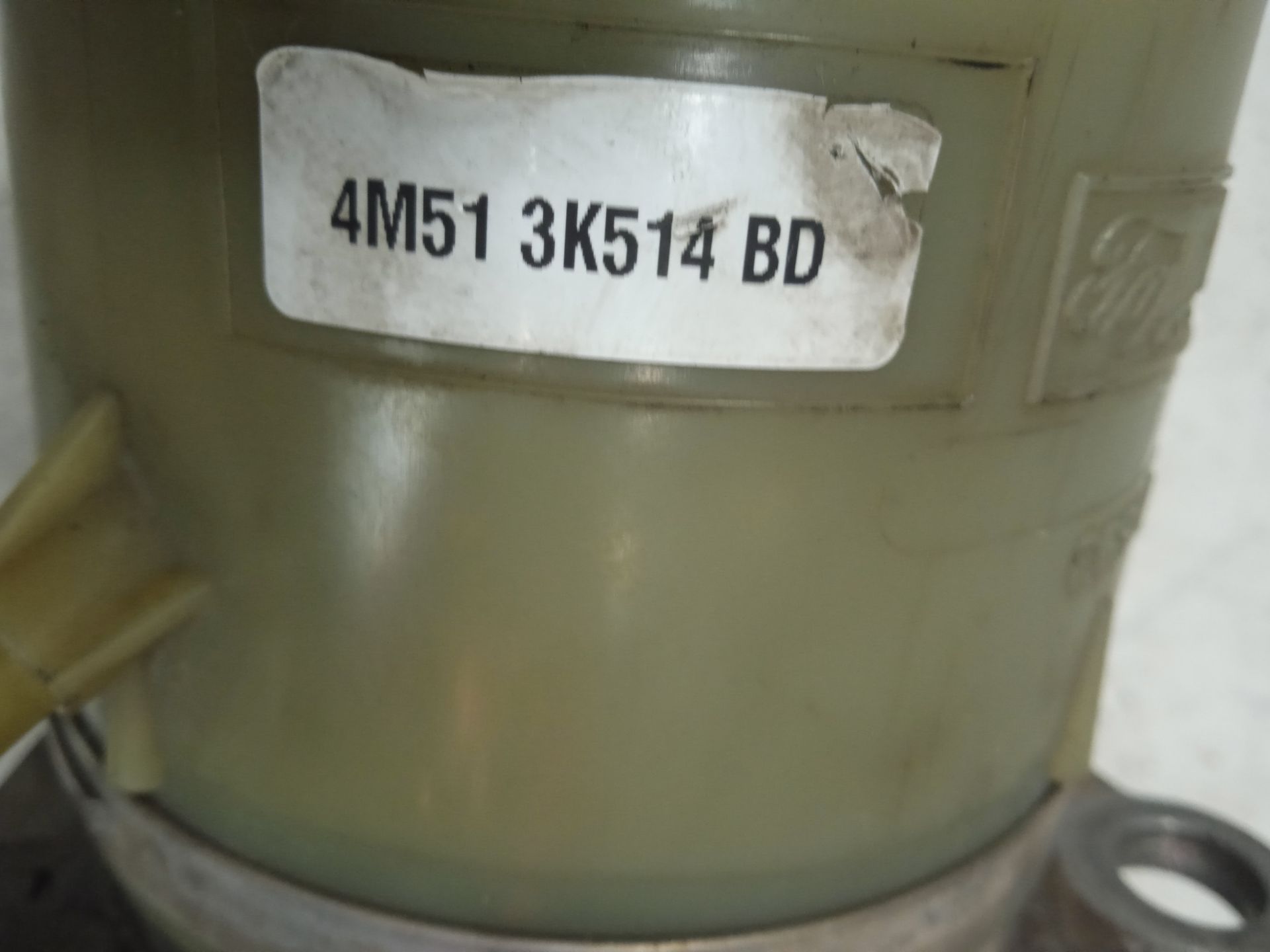 Bomba direccion ford focus berlina (cap) ambiente (d)