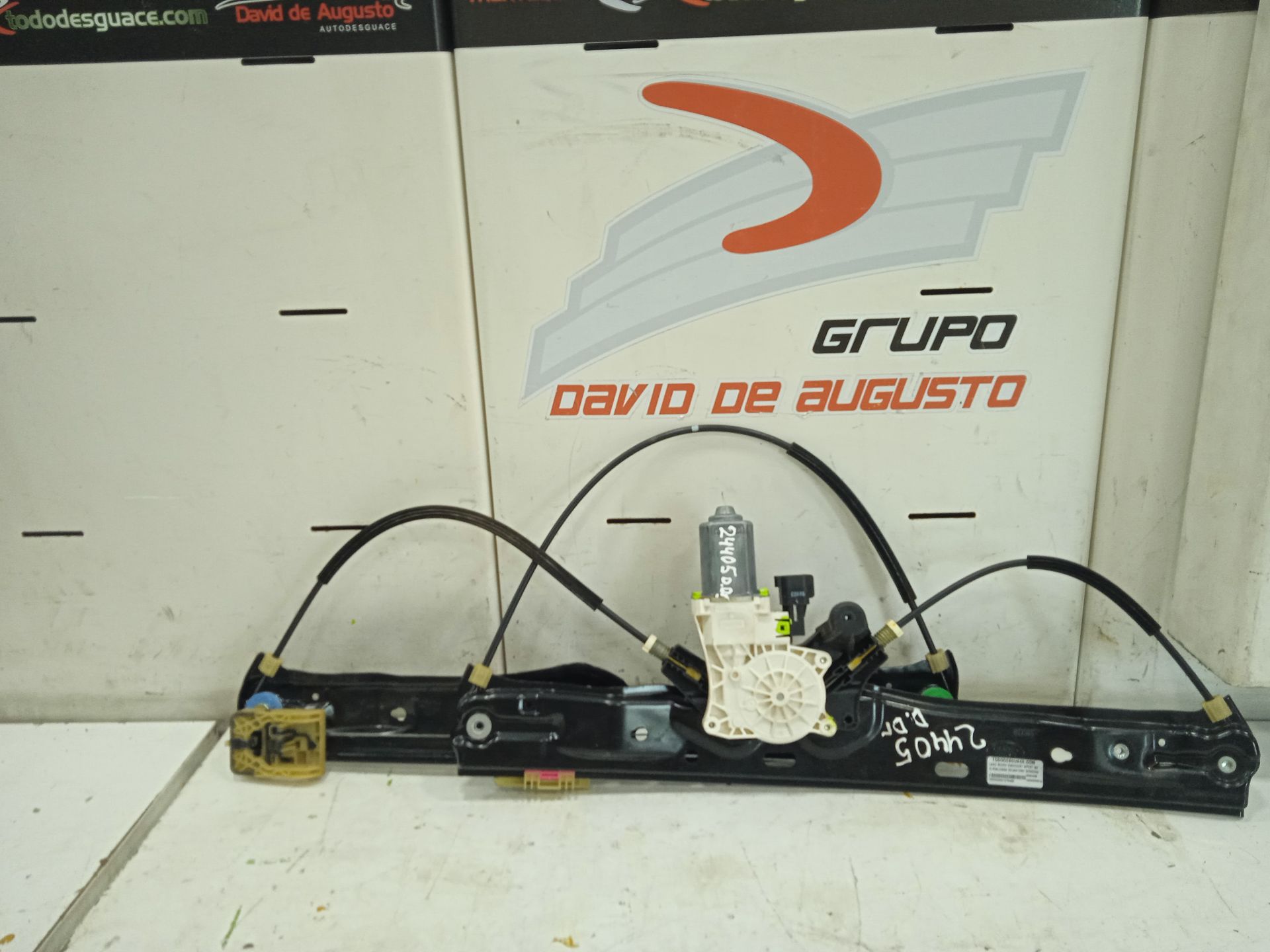 Elevalunas delantero derecho land rover discovery sport se