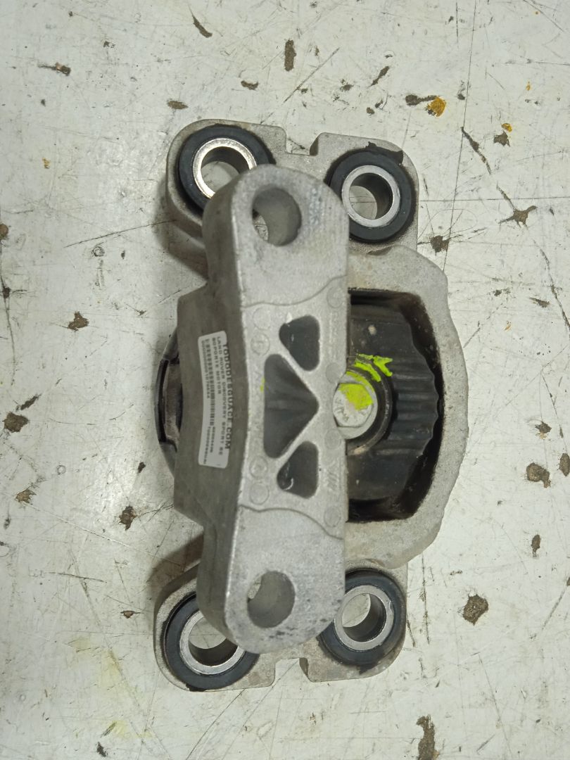 Soporte motor land rover discovery sport se