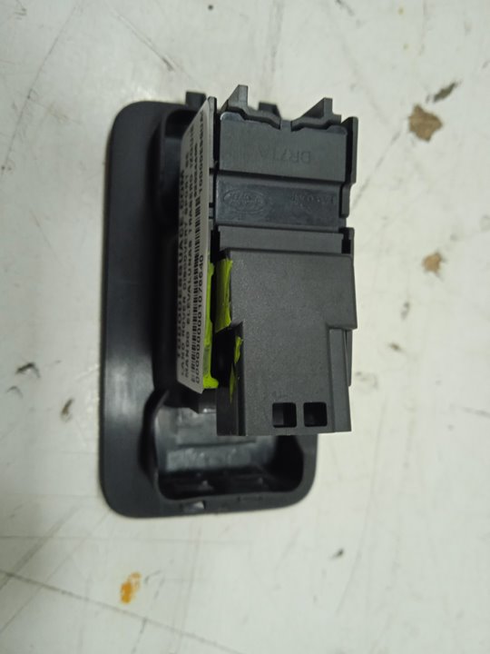 Mando elevalunas trasero izquierdo land rover discovery sport se