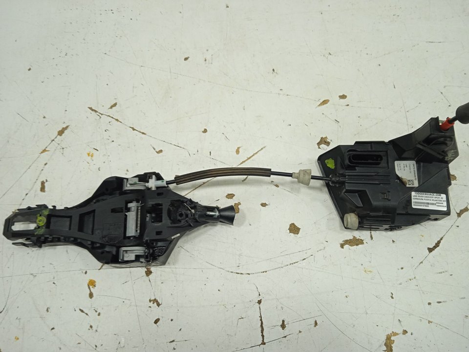 Cerradura puerta delantera derecha land rover discovery sport se