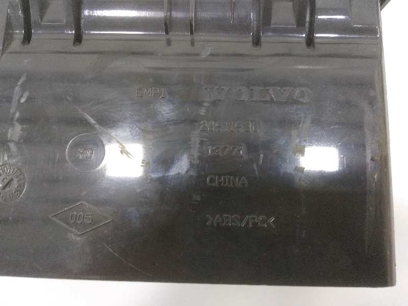  aireador derecho   volvo fh xxx fsa 6x2 low largo (lh1 o l2h1) 12.8 diesel
