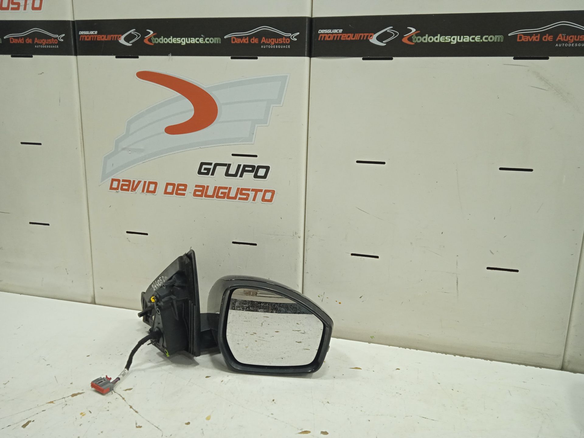 Retrovisor derecho land rover discovery sport se