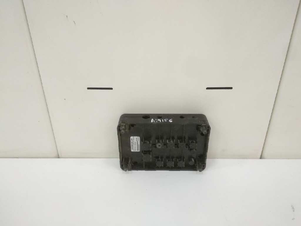  caja reles / fusibles   volvo fh xxx fsa 6x2 low largo (lh1 o l2h1) 12.8 diesel
