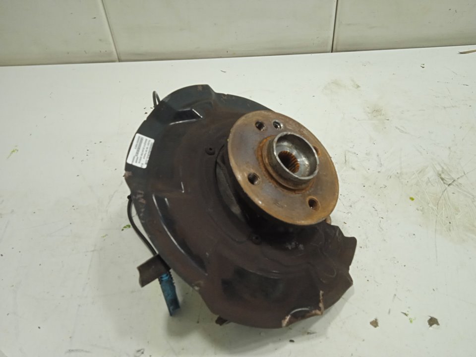 Mangueta delantera derecha peugeot 308 sw premium