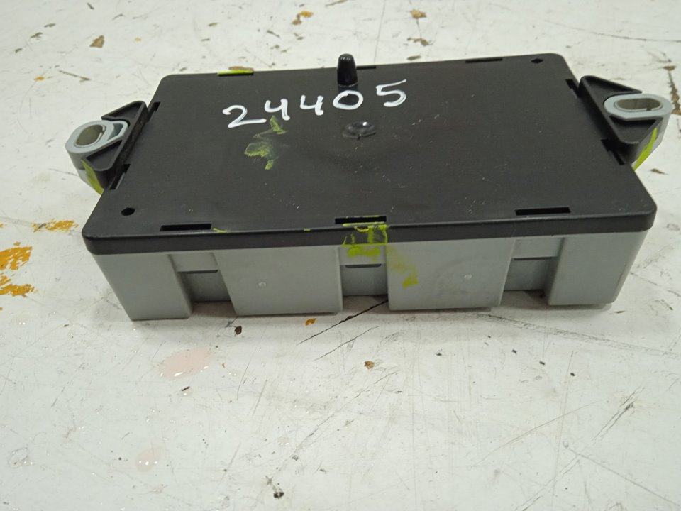 Caja reles / fusibles land rover discovery sport se