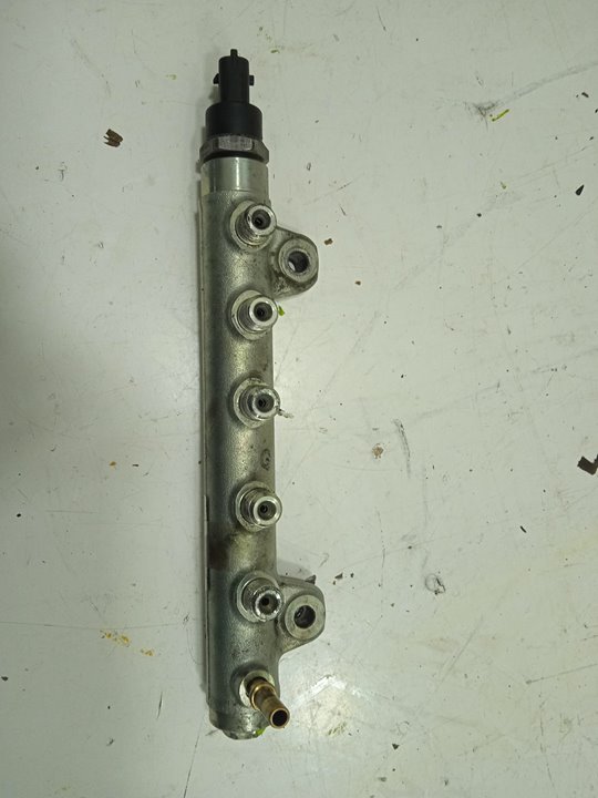 Rampa inyectora caja cerrada techo maxi  l2