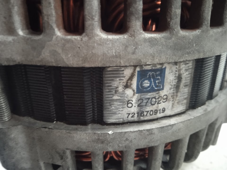 Alternador renault mascott (2004) fg 150. 355565 cabina indivi