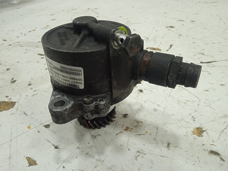 Depresor freno / bomba vacio renault mascott (2004) fg 150. 355565 cabina indivi