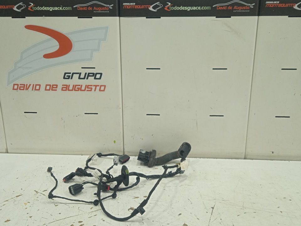 No identificado ford tourneo courier (c4a) ambiente