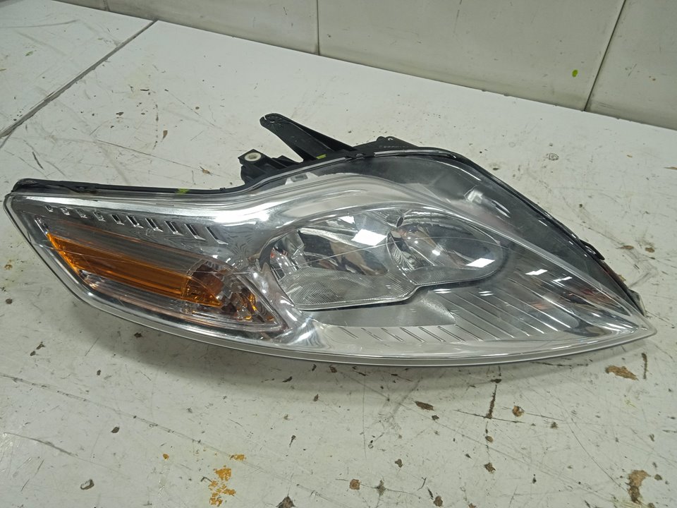 Faro derecho ford mondeo berlina (ca2) titanium