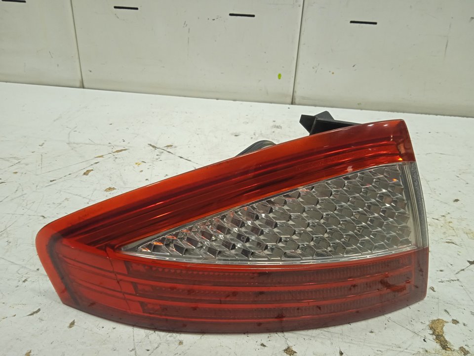 Piloto trasero izquierdo ford mondeo berlina (ca2) titanium