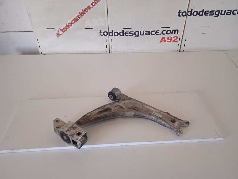 Brazo suspension inferior delantero izquierdo volkswagen passat variant (3c5) advance