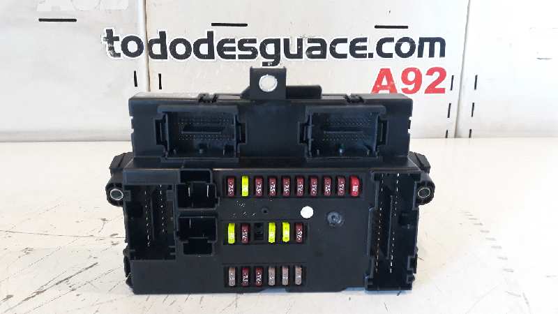 Caja reles / fusibles hdi (330)