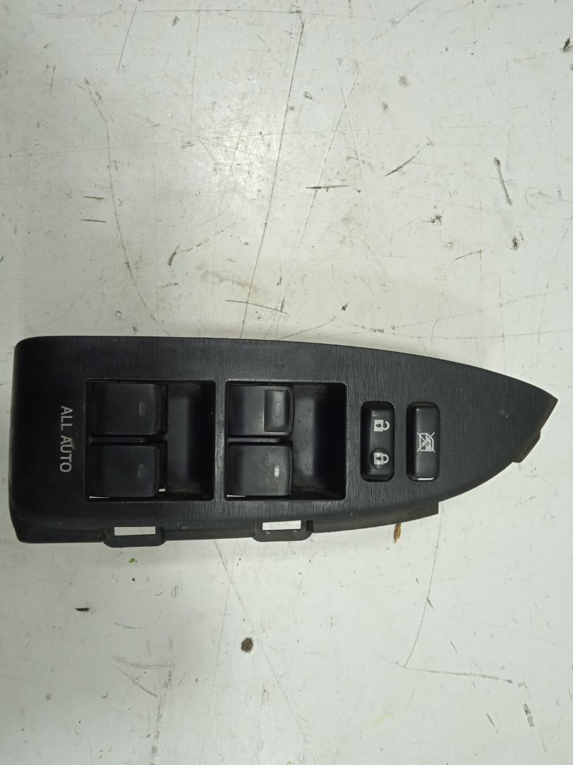 Mando elevalunas delantero izquierdo toyota prius (zvw30) 