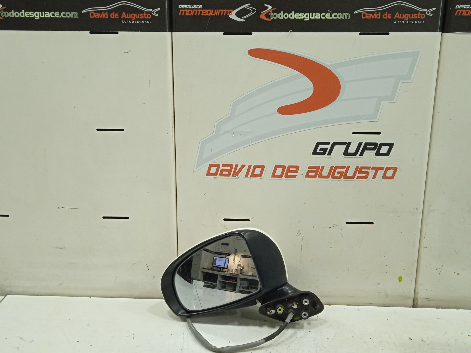 Retrovisor izquierdo toyota prius (zvw30) 