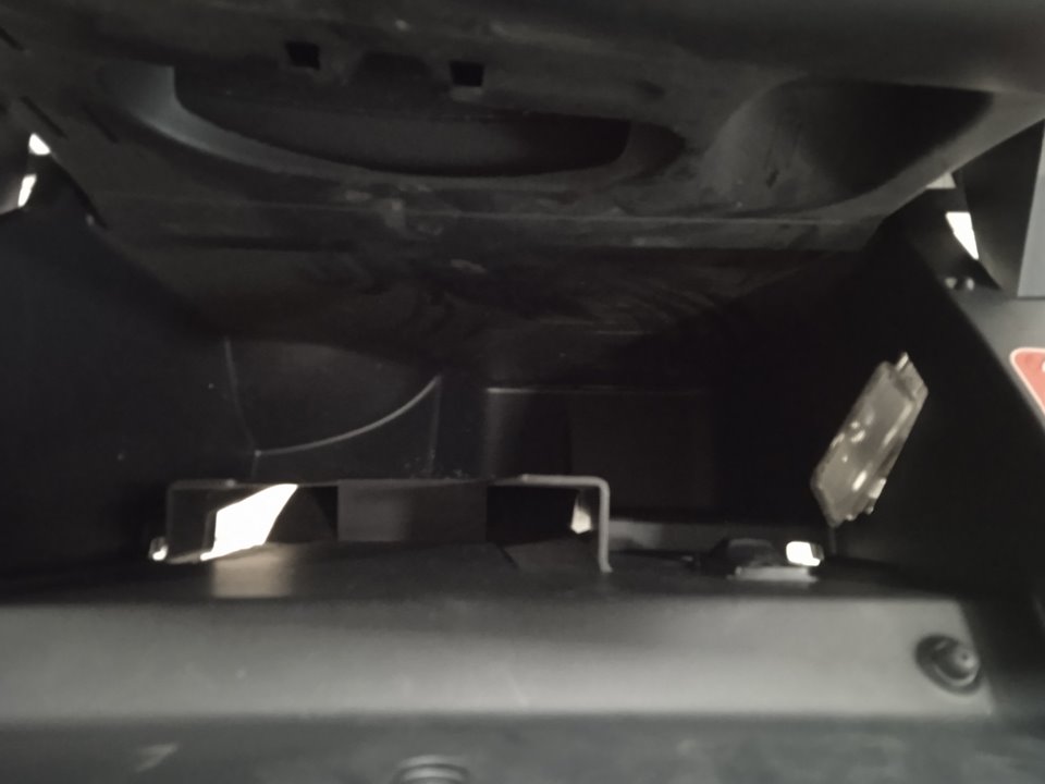 Guantera citroen c4 berlina collection