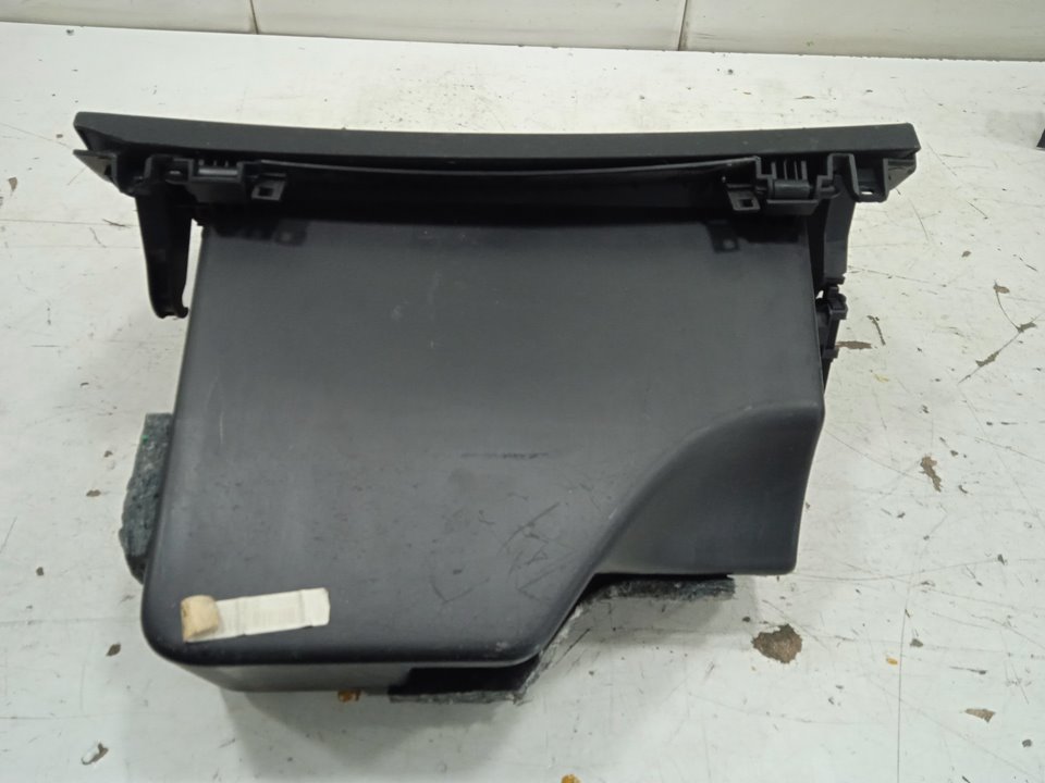 Guantera citroen c4 berlina collection