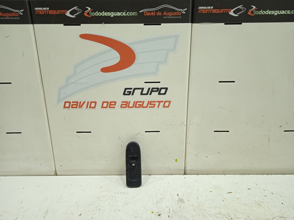 Mando elevalunas delantero derecho peugeot 508 allure
