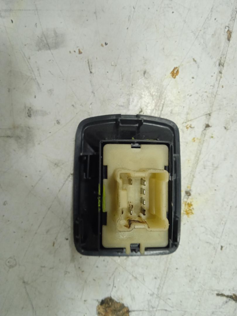 Mando elevalunas delantero derecho dacia lodgy comfort