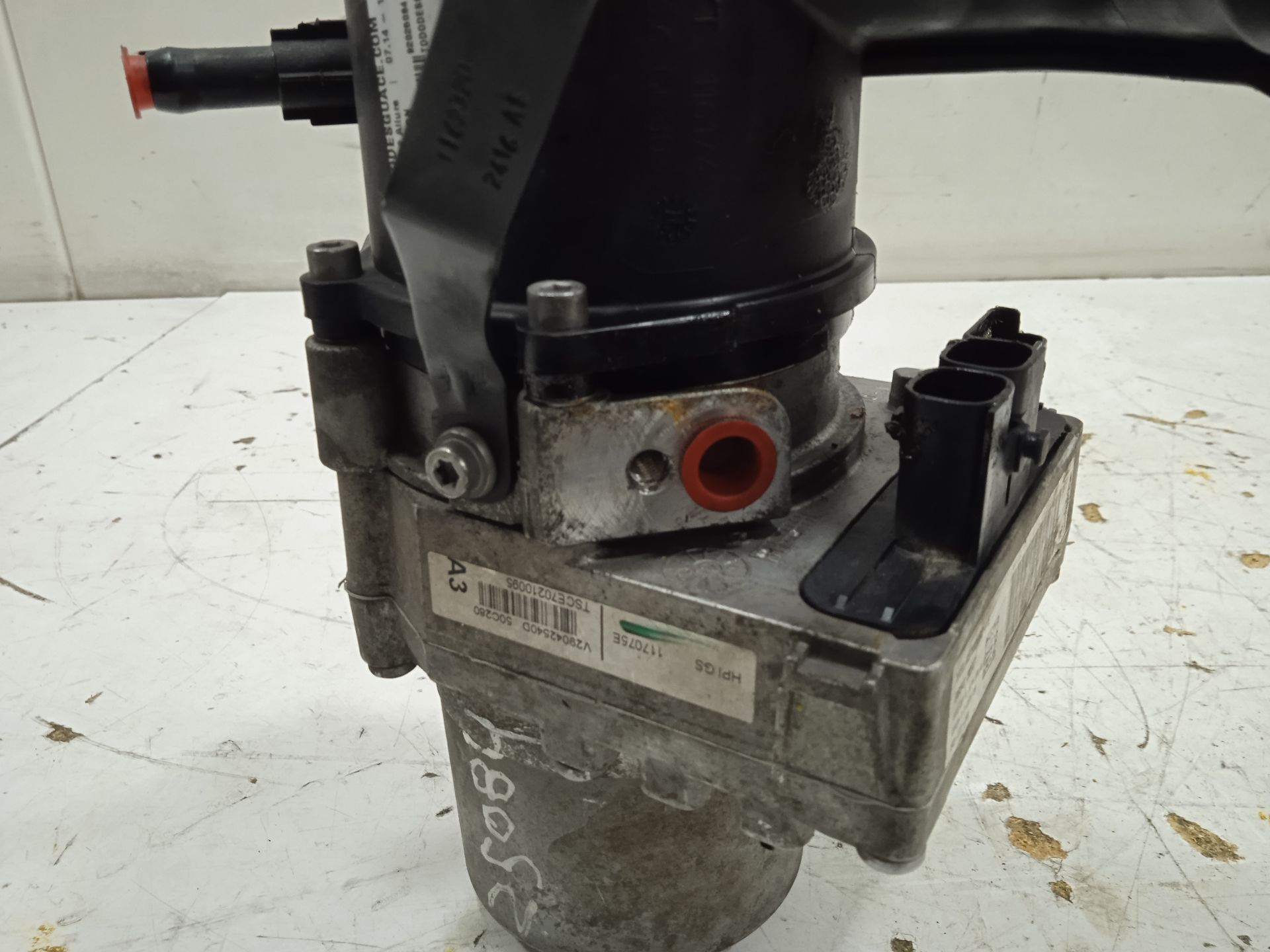 Bomba direccion peugeot 508 allure